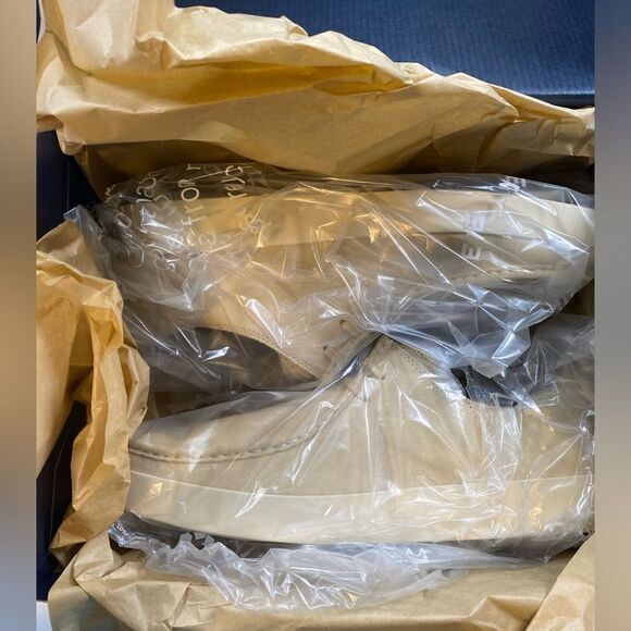 NIB Everlane Men’s Pebble Suede Lace Up The Desert Shoe - Color Sand - Size 11.5 - Picture 6 of 10